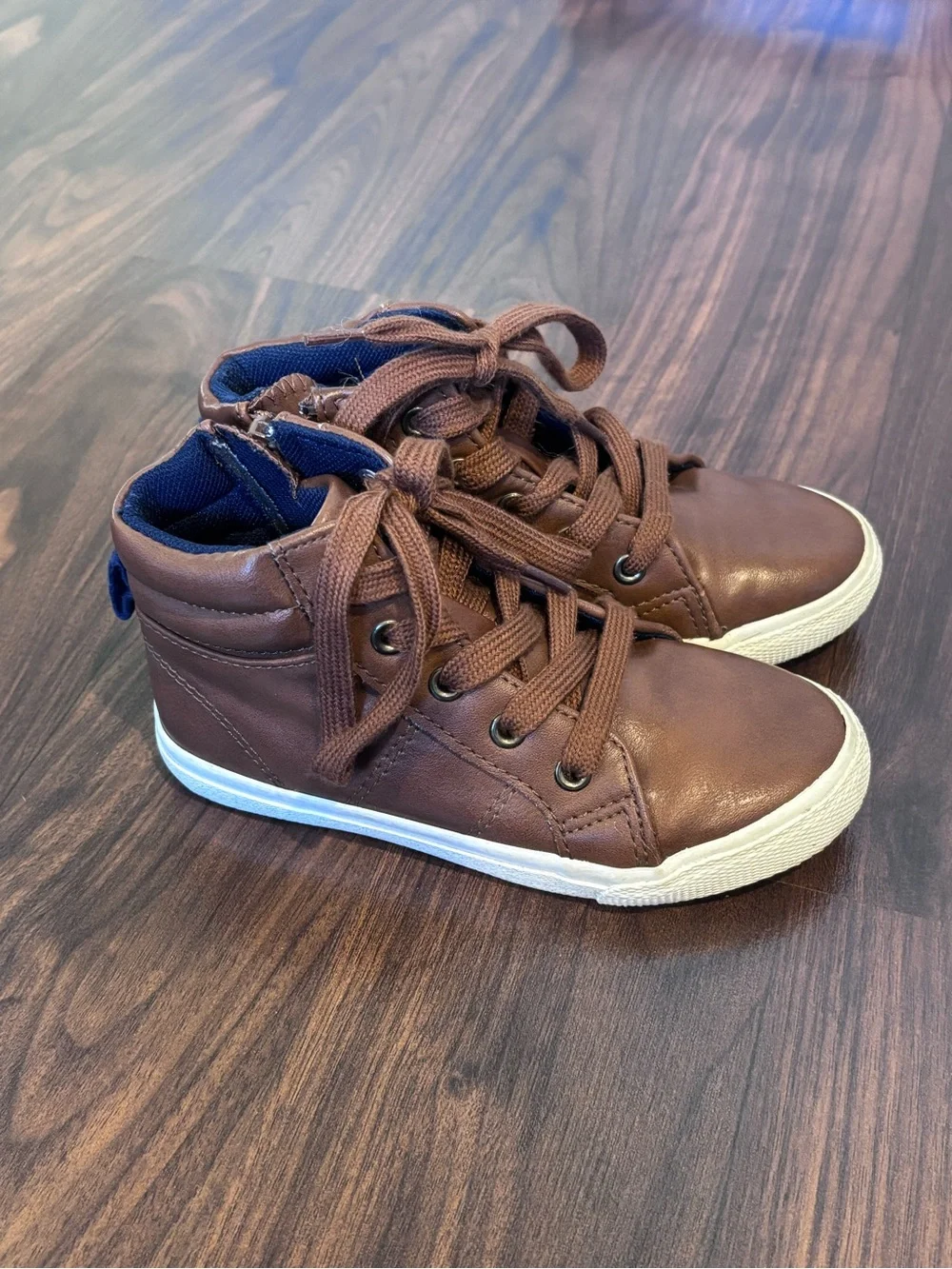 Cat & Jack classic brown